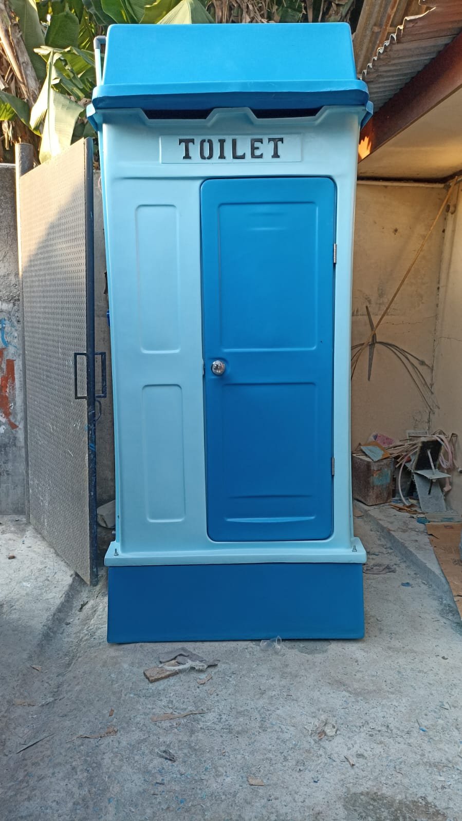 TOILET TYPE C